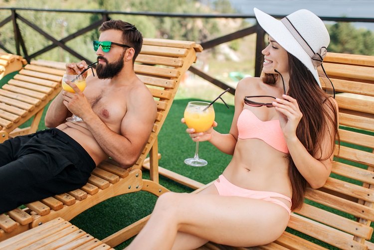 How to Make Your Hot Girl Summer a Dating Success