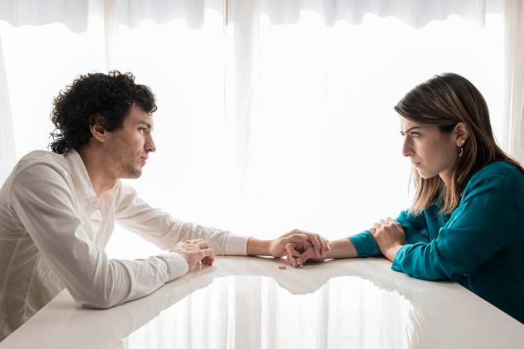 Therapy-Baited While Dating? Signs, Impact, and Healing